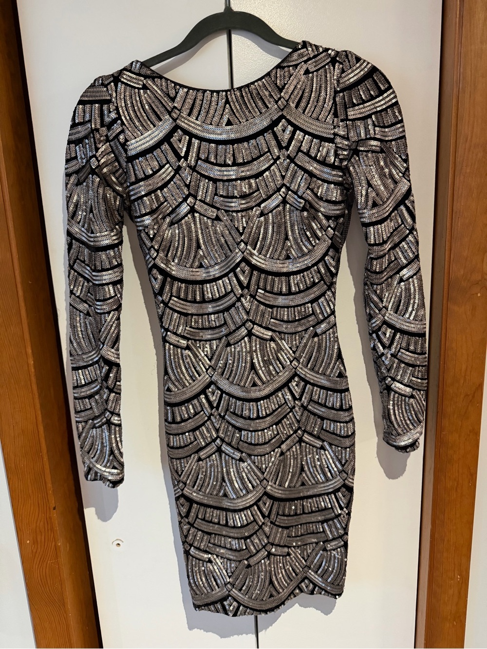 Dress the Population Art Deco Metallic Lola Sheath - Size Small - Picture 6 of 8